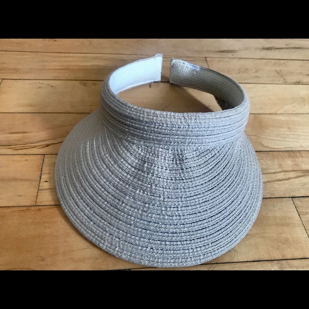 Visor. Beige. Woven. Never worn.